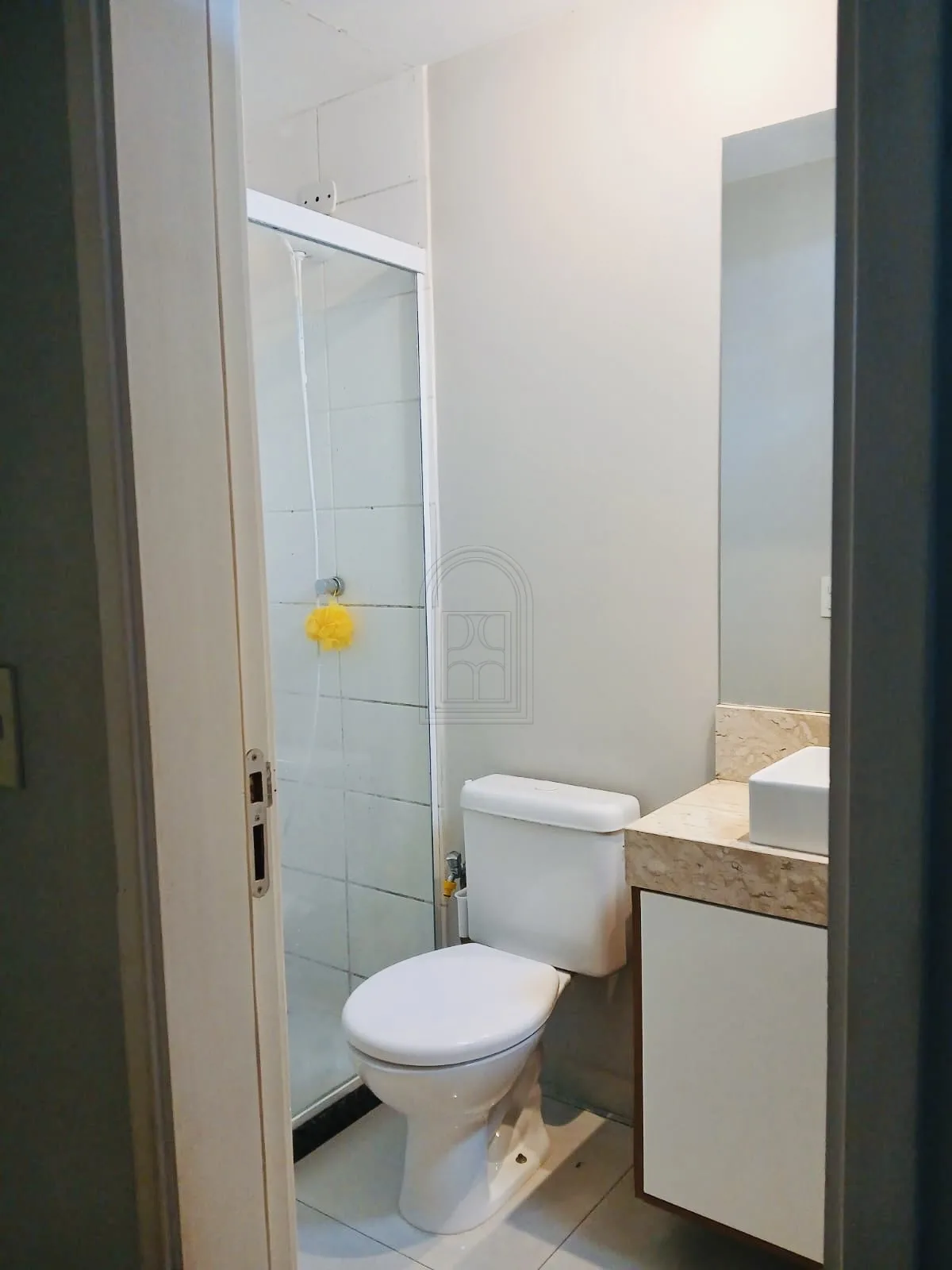 Comprar Apartamento / Padr&atilde;o em Londrina R$ 369.000,00 - Foto 14