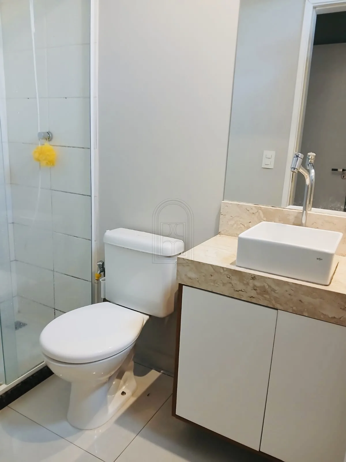 Comprar Apartamento / Padr&atilde;o em Londrina R$ 369.000,00 - Foto 15