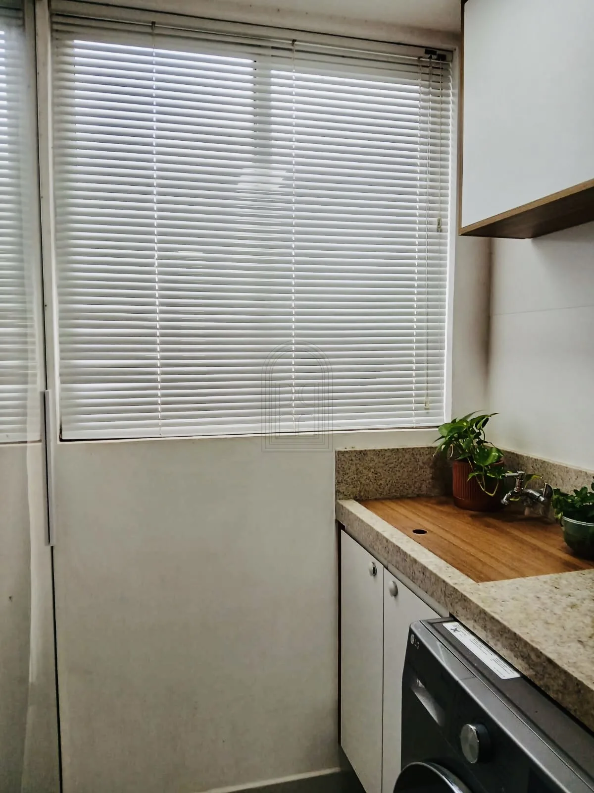 Comprar Apartamento / Padr&atilde;o em Londrina R$ 369.000,00 - Foto 24