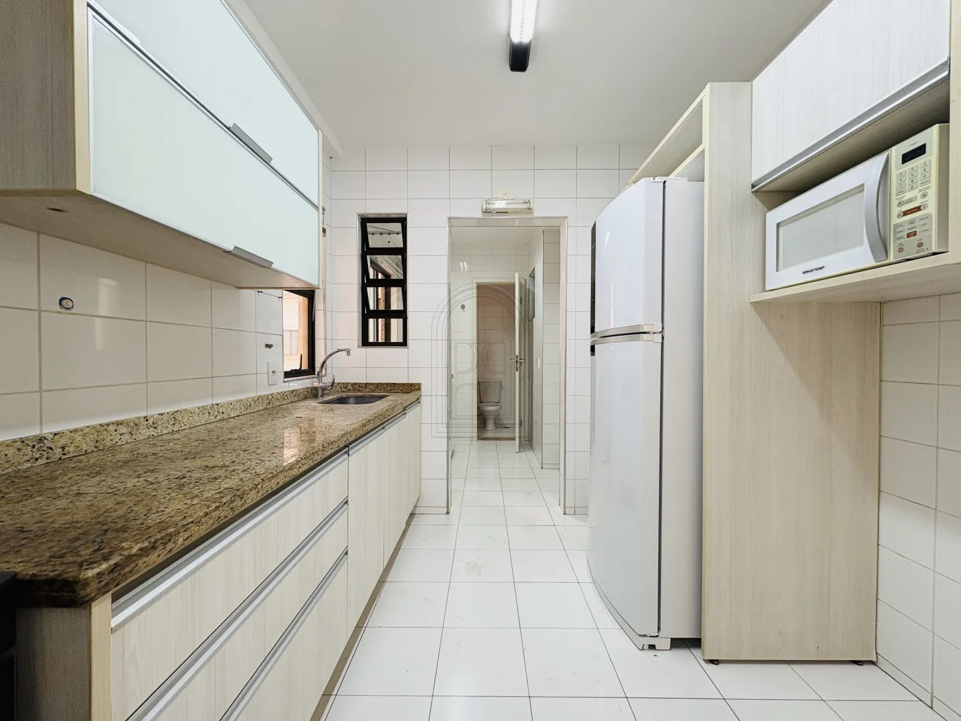 Comprar Apartamento / Padr&atilde;o em Londrina R$ 680.000,00 - Foto 6