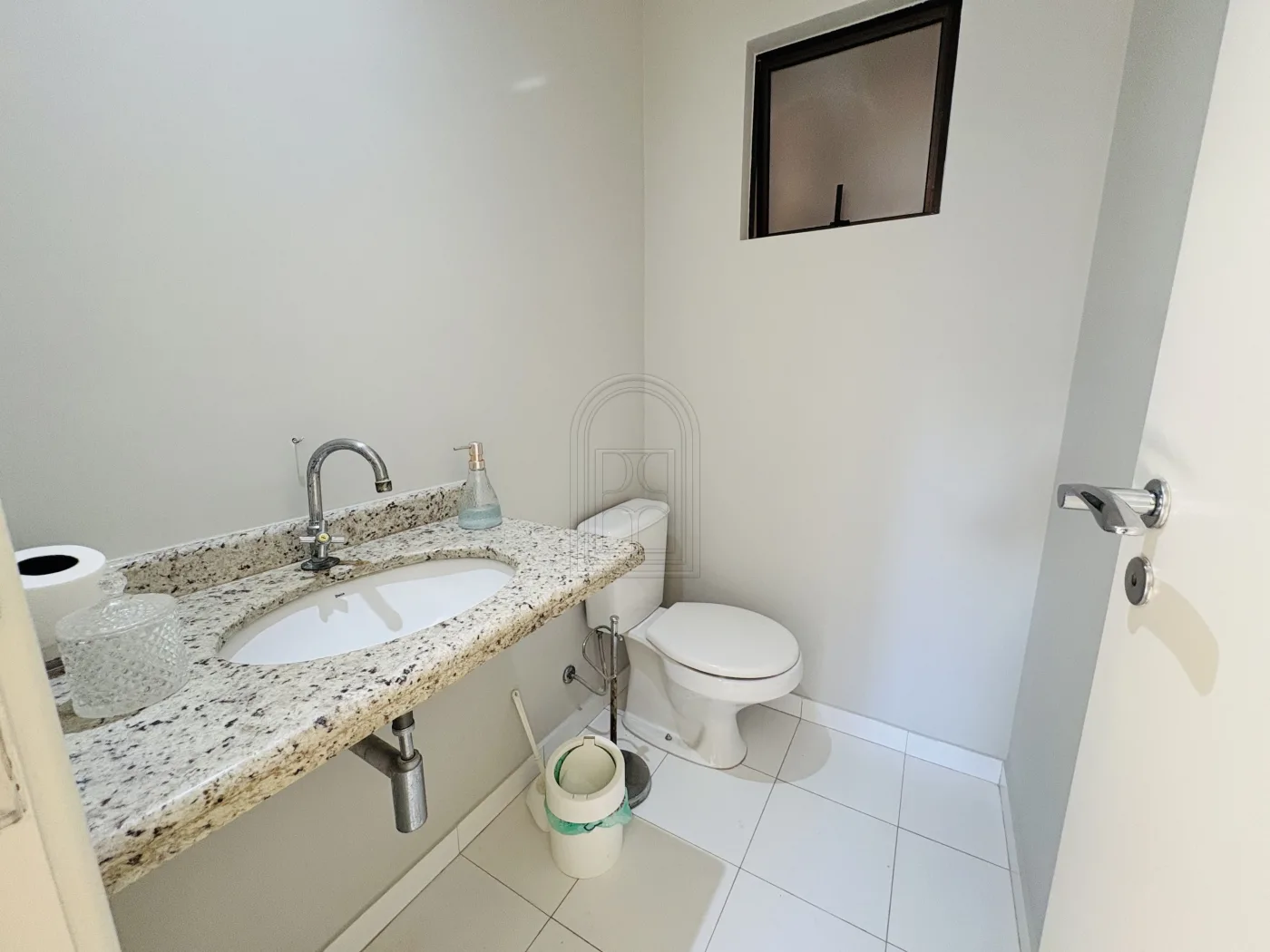 Comprar Apartamento / Padr&atilde;o em Londrina R$ 680.000,00 - Foto 14