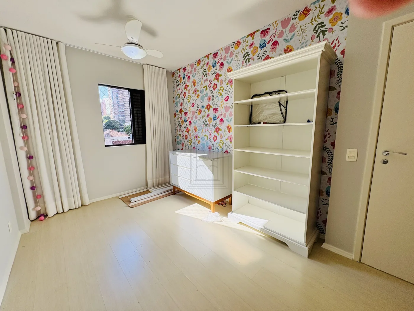 Comprar Apartamento / Padr&atilde;o em Londrina R$ 680.000,00 - Foto 19