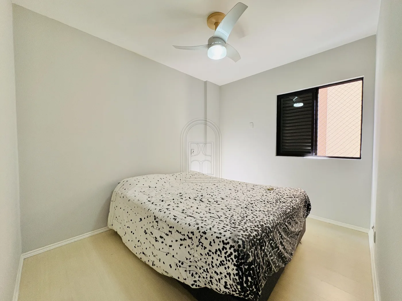 Comprar Apartamento / Padr&atilde;o em Londrina R$ 680.000,00 - Foto 23