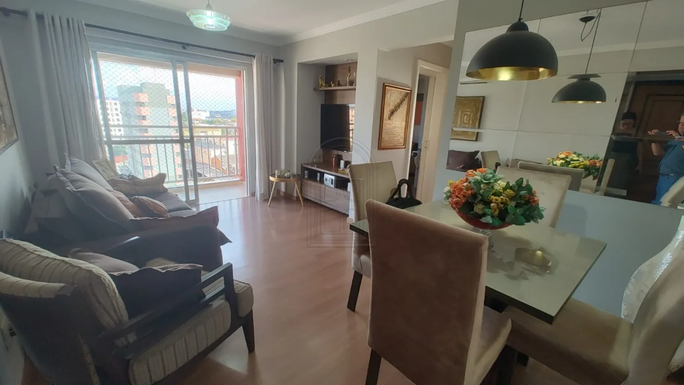 Comprar Apartamento / Padr&atilde;o em Londrina R$ 370.000,00 - Foto 2