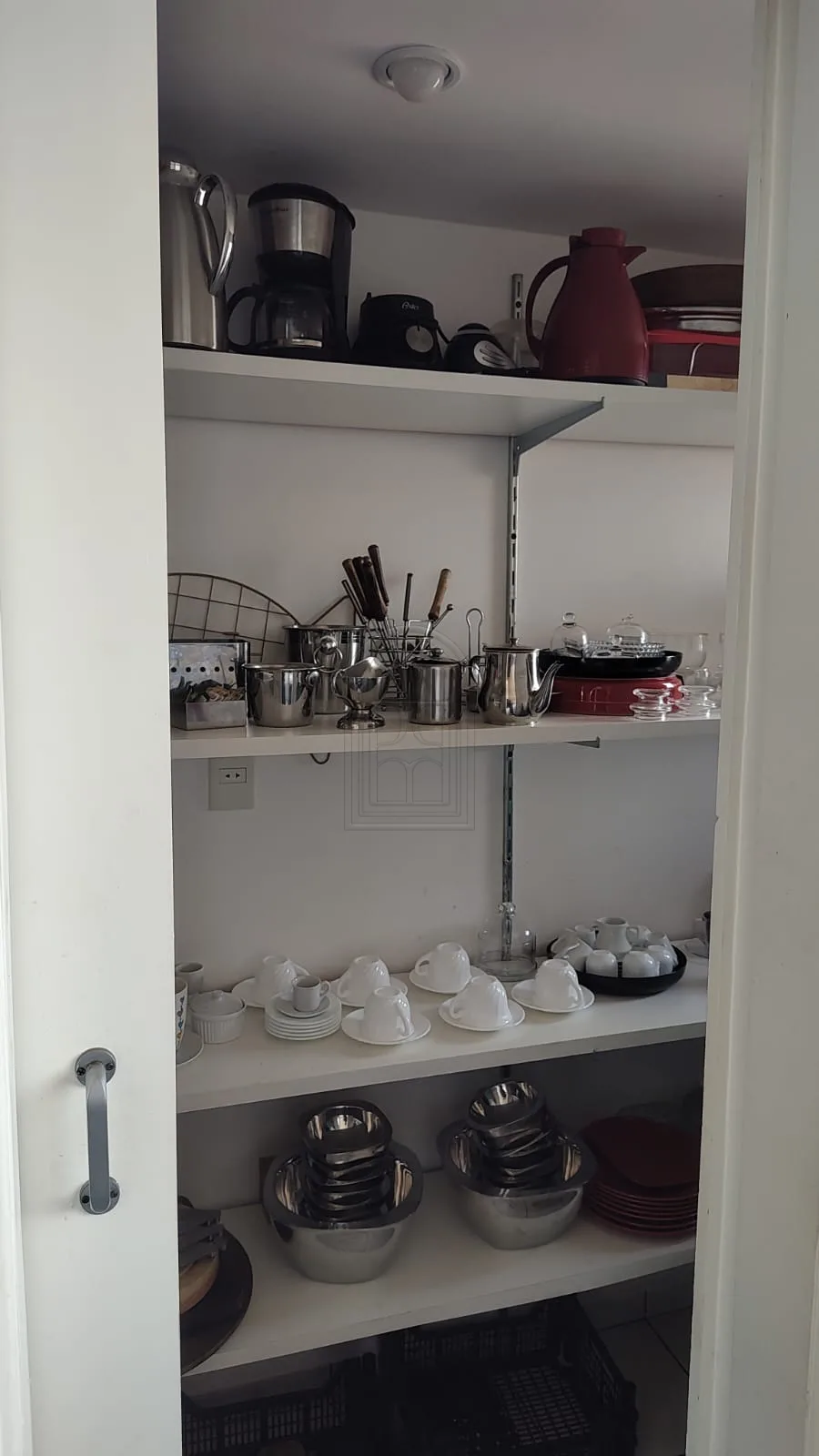 Comprar Apartamento / Padr&atilde;o em Londrina R$ 370.000,00 - Foto 16