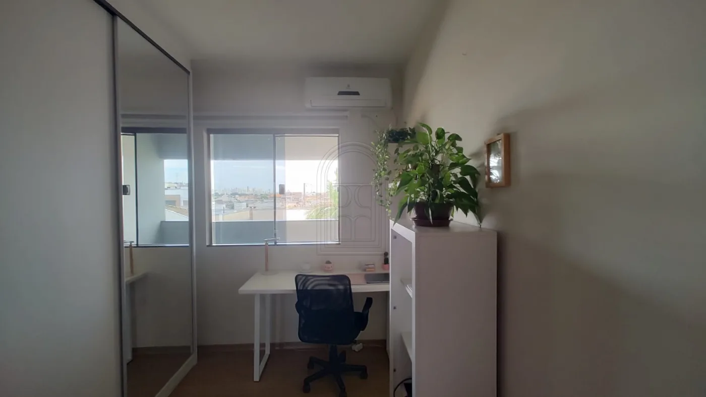 Comprar Casa / Sobrado em Londrina R$ 950.000,00 - Foto 18