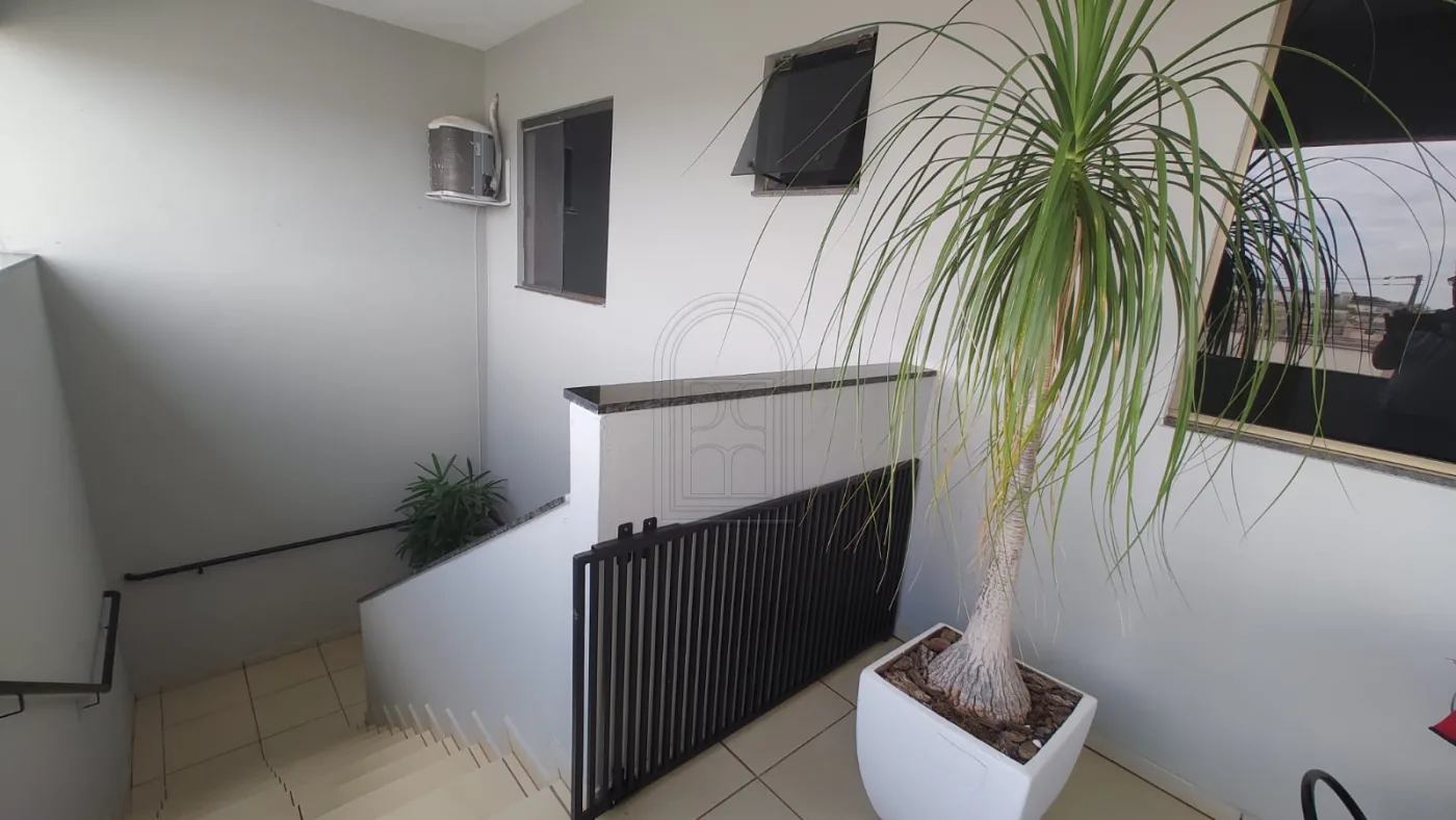Comprar Casa / Sobrado em Londrina R$ 950.000,00 - Foto 22
