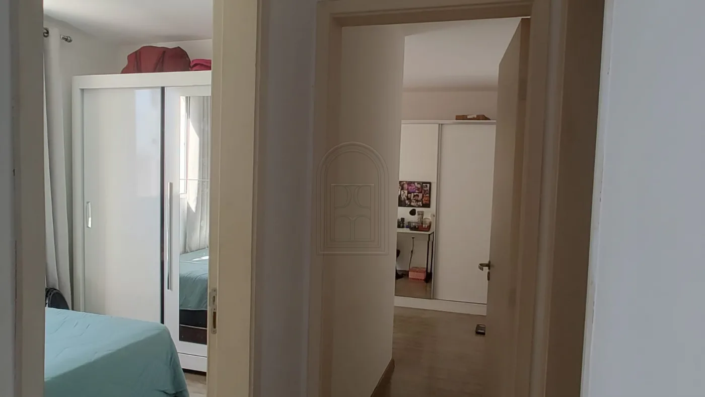 Comprar Apartamento / Padr&atilde;o em Londrina R$ 270.000,00 - Foto 5