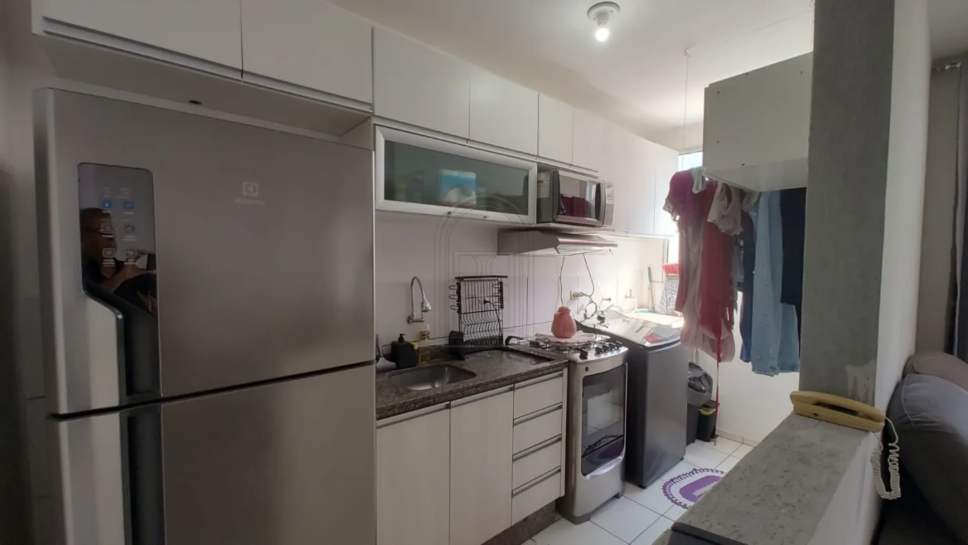 Comprar Apartamento / Padr&atilde;o em Londrina R$ 270.000,00 - Foto 9