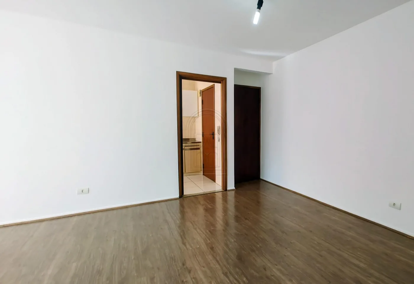 Comprar Apartamento / Padr&atilde;o em Londrina R$ 365.000,00 - Foto 1