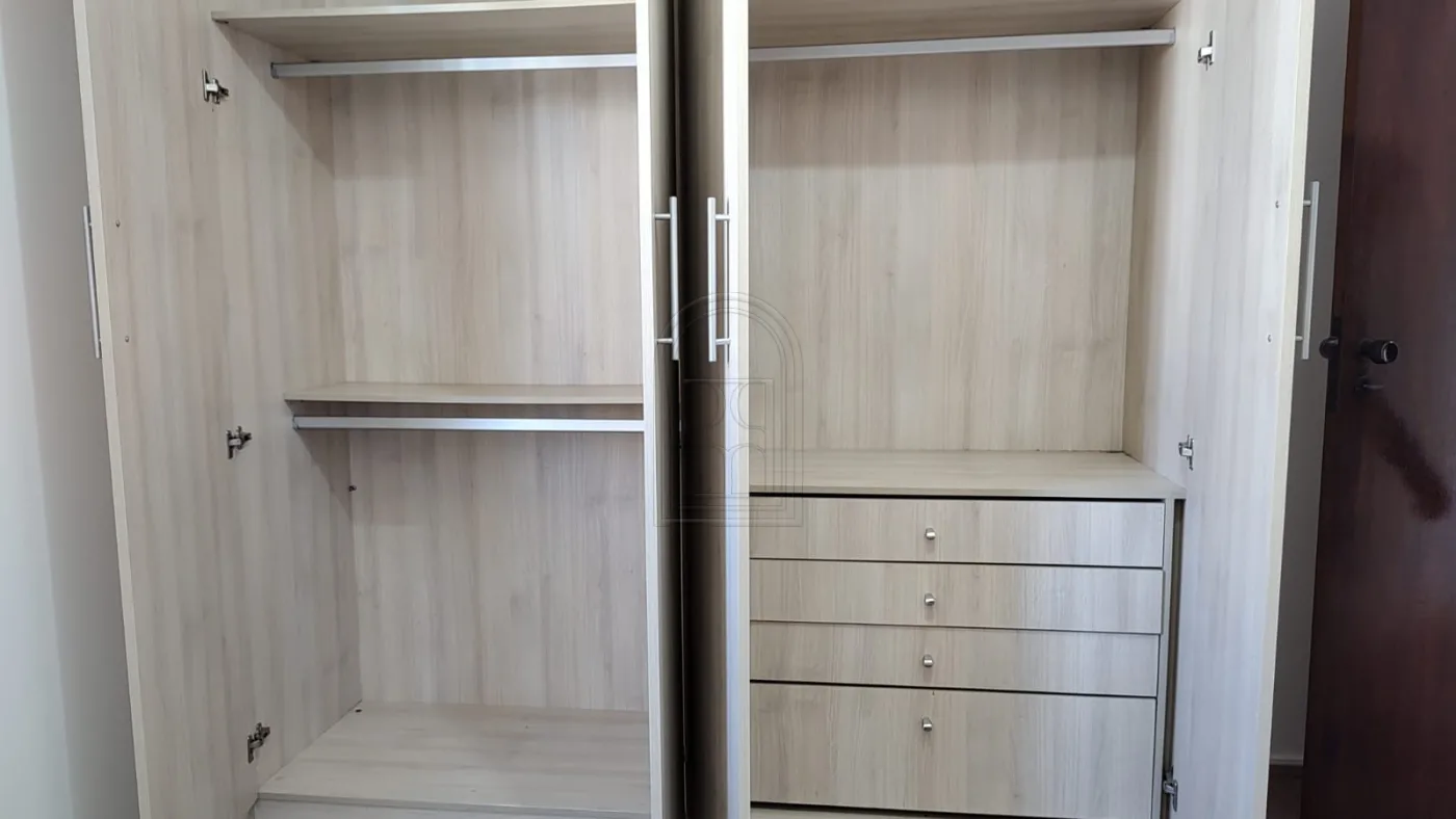 Comprar Apartamento / Padr&atilde;o em Londrina R$ 365.000,00 - Foto 4