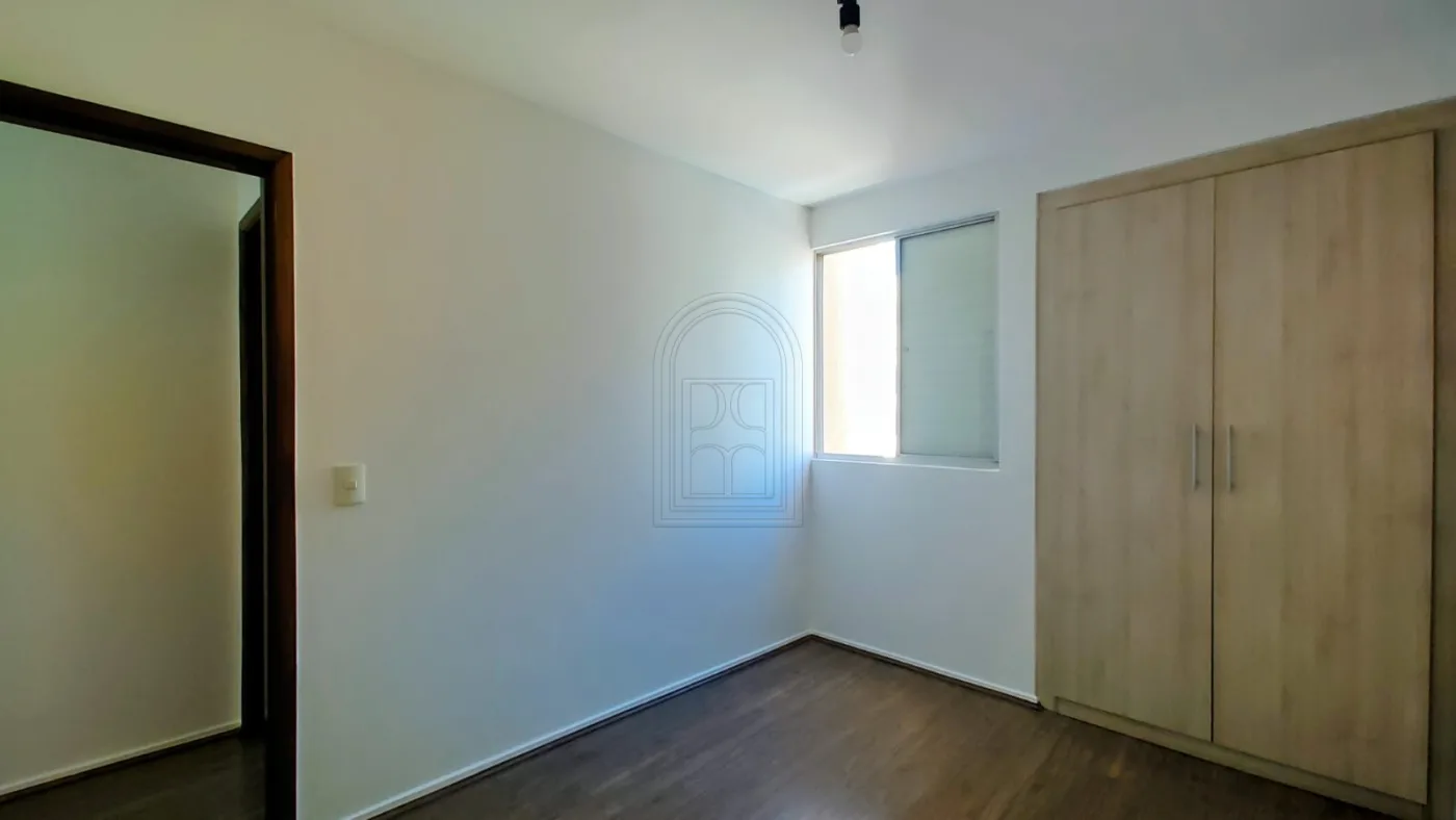 Comprar Apartamento / Padr&atilde;o em Londrina R$ 365.000,00 - Foto 12