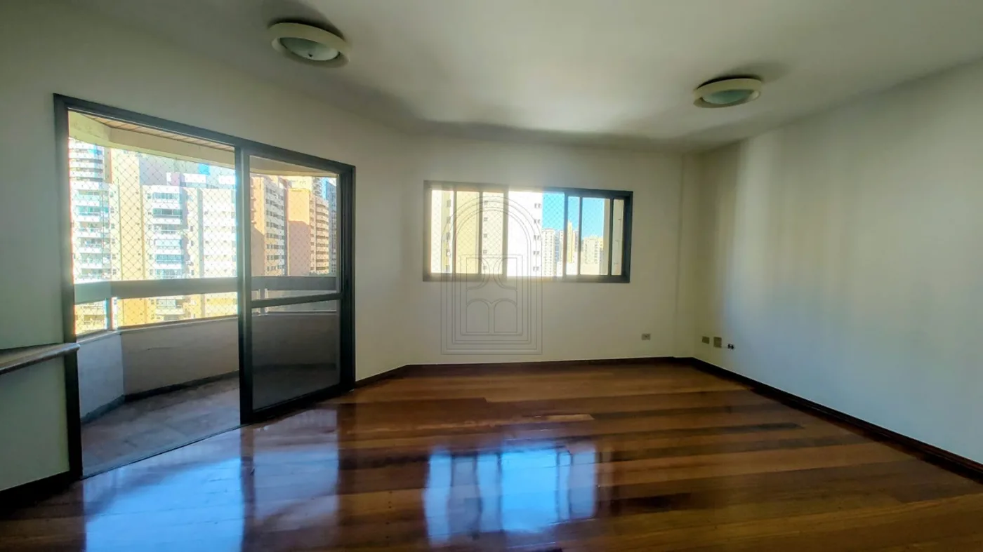 Comprar Apartamento / Padr&atilde;o em Londrina R$ 950.000,00 - Foto 2