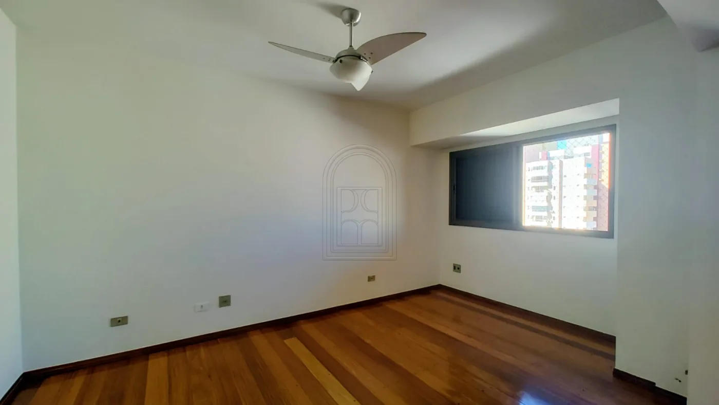 Comprar Apartamento / Padr&atilde;o em Londrina R$ 950.000,00 - Foto 4