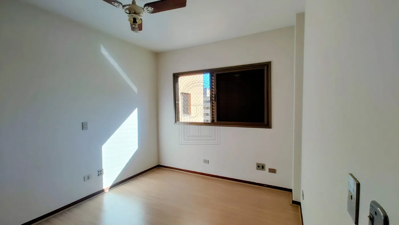 Comprar Apartamento / Padr&atilde;o em Londrina R$ 950.000,00 - Foto 14