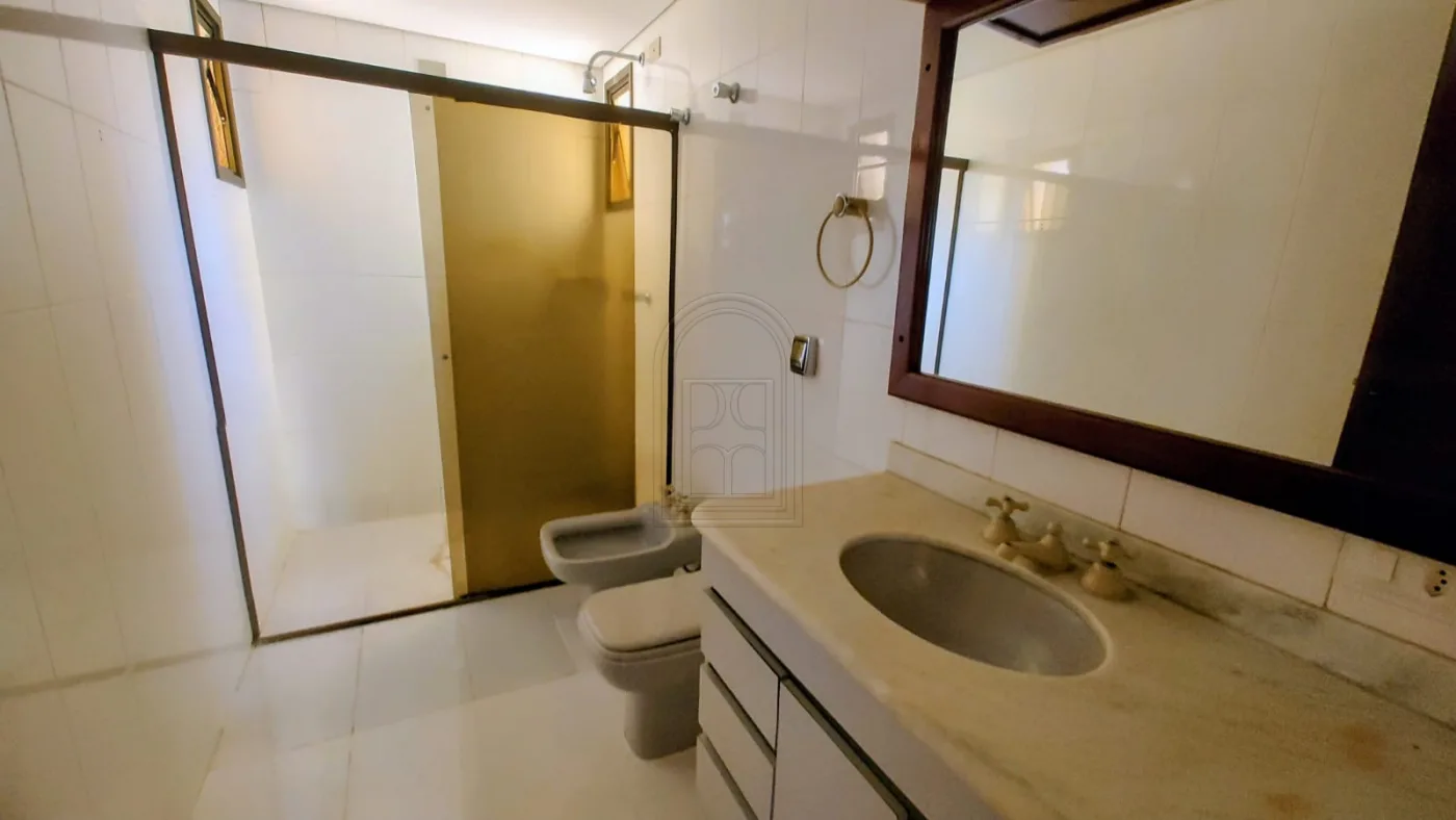 Comprar Apartamento / Padr&atilde;o em Londrina R$ 950.000,00 - Foto 16