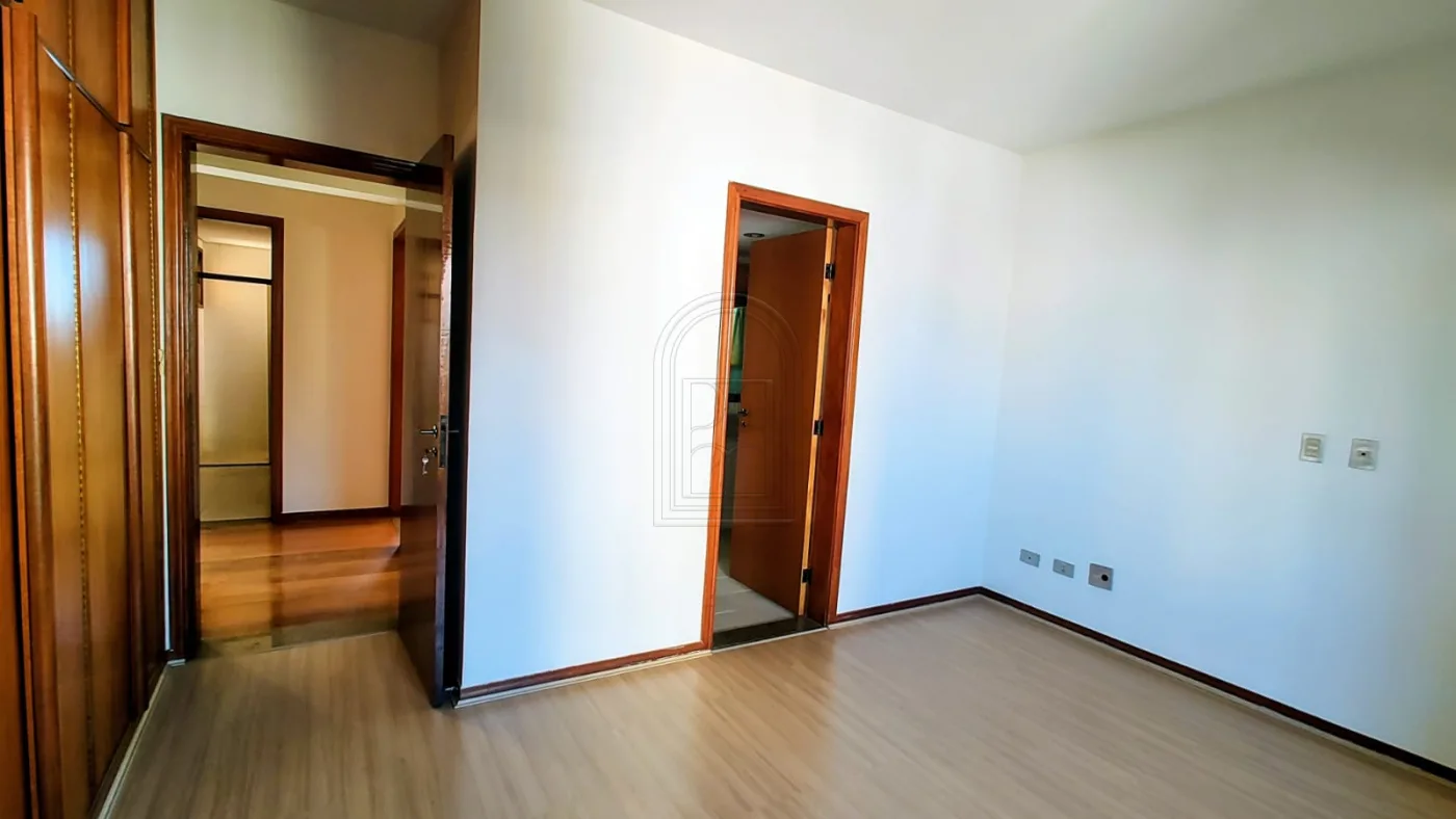 Comprar Apartamento / Padr&atilde;o em Londrina R$ 950.000,00 - Foto 19