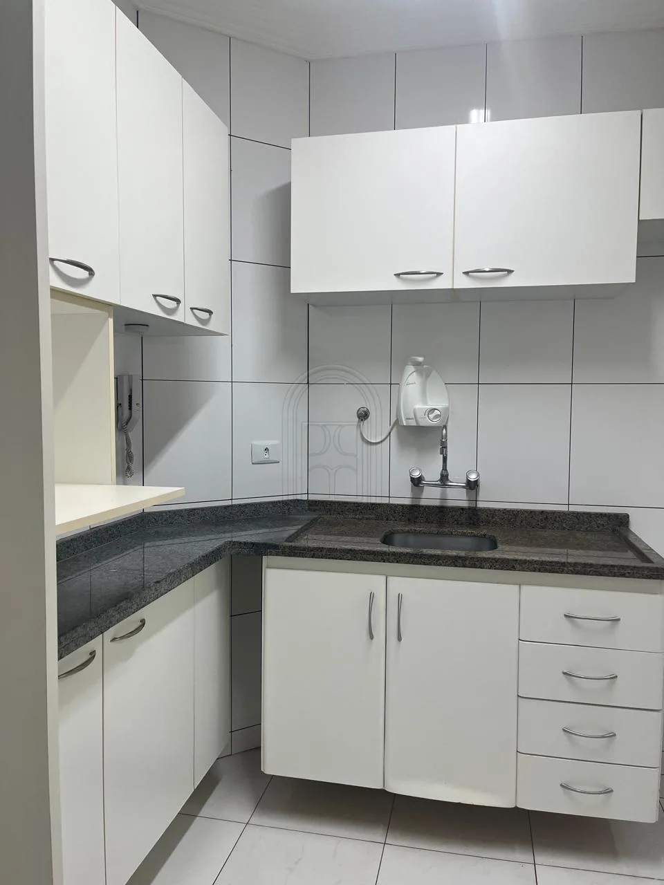 Alugar Apartamento / Padr&atilde;o em Londrina R$ 3.000,00 - Foto 12