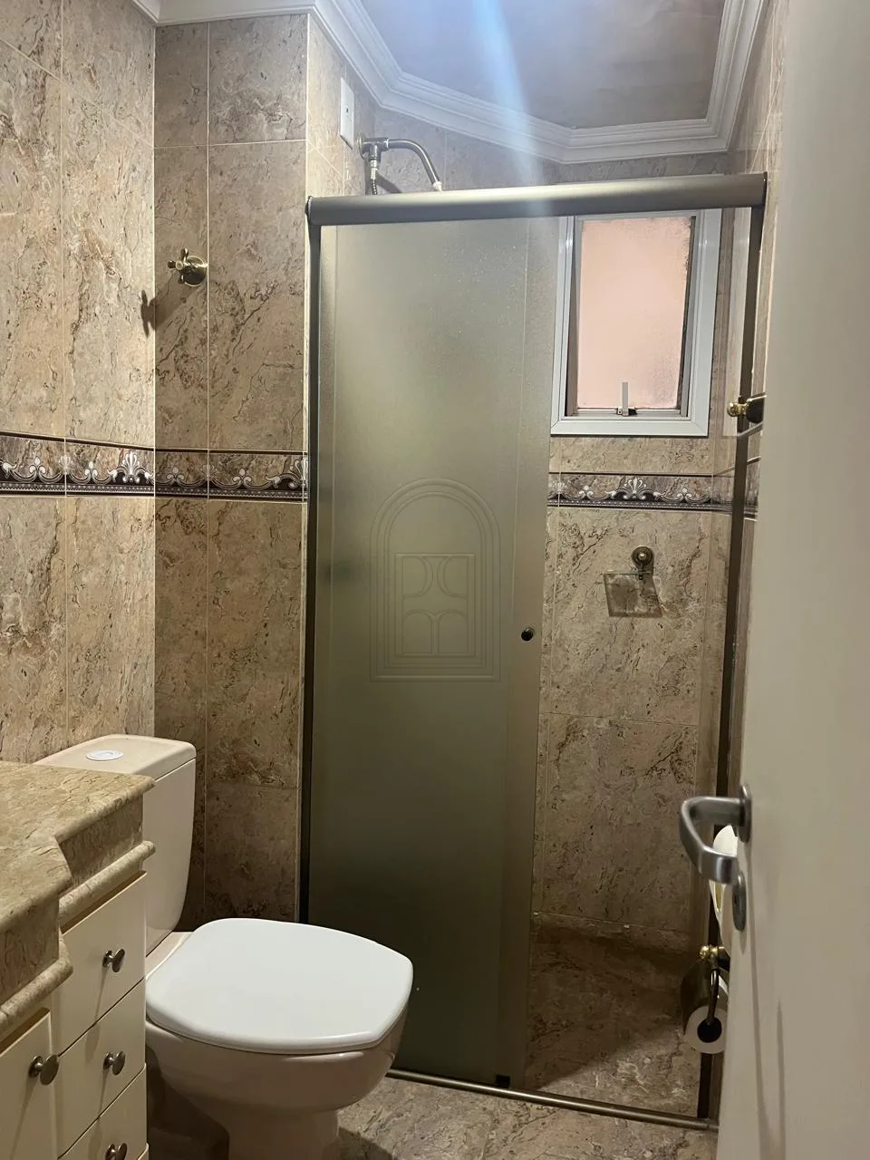 Alugar Apartamento / Padr&atilde;o em Londrina R$ 3.000,00 - Foto 16