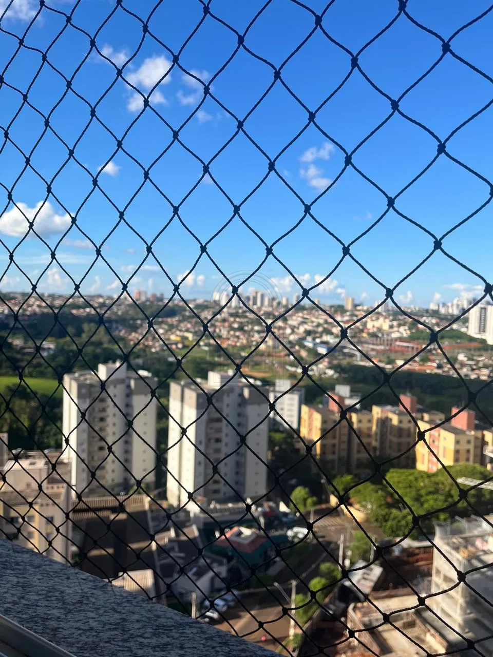 Alugar Apartamento / Padr&atilde;o em Londrina R$ 3.000,00 - Foto 18