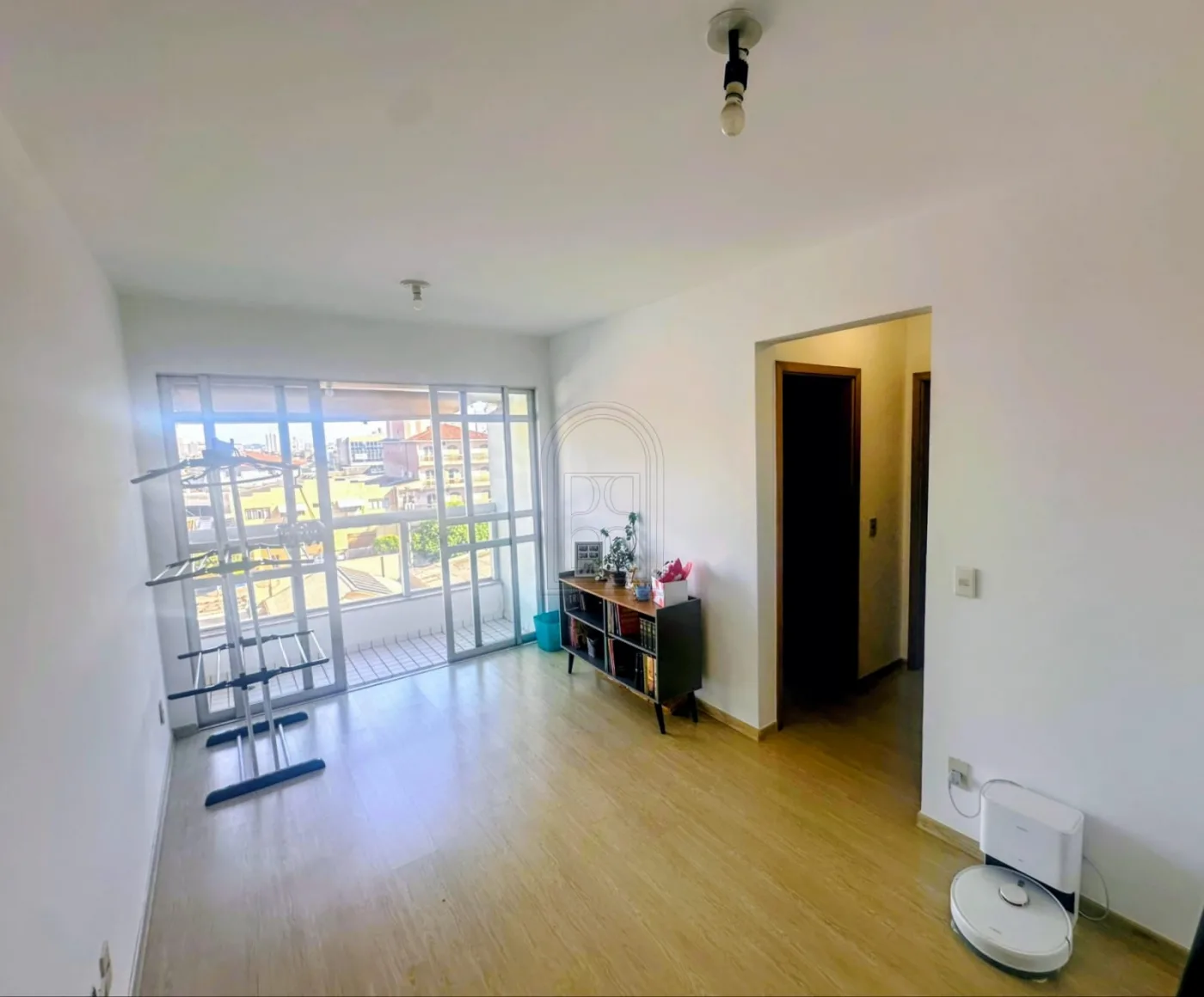 Comprar Apartamento / Padr&atilde;o em Londrina R$ 320.000,00 - Foto 2