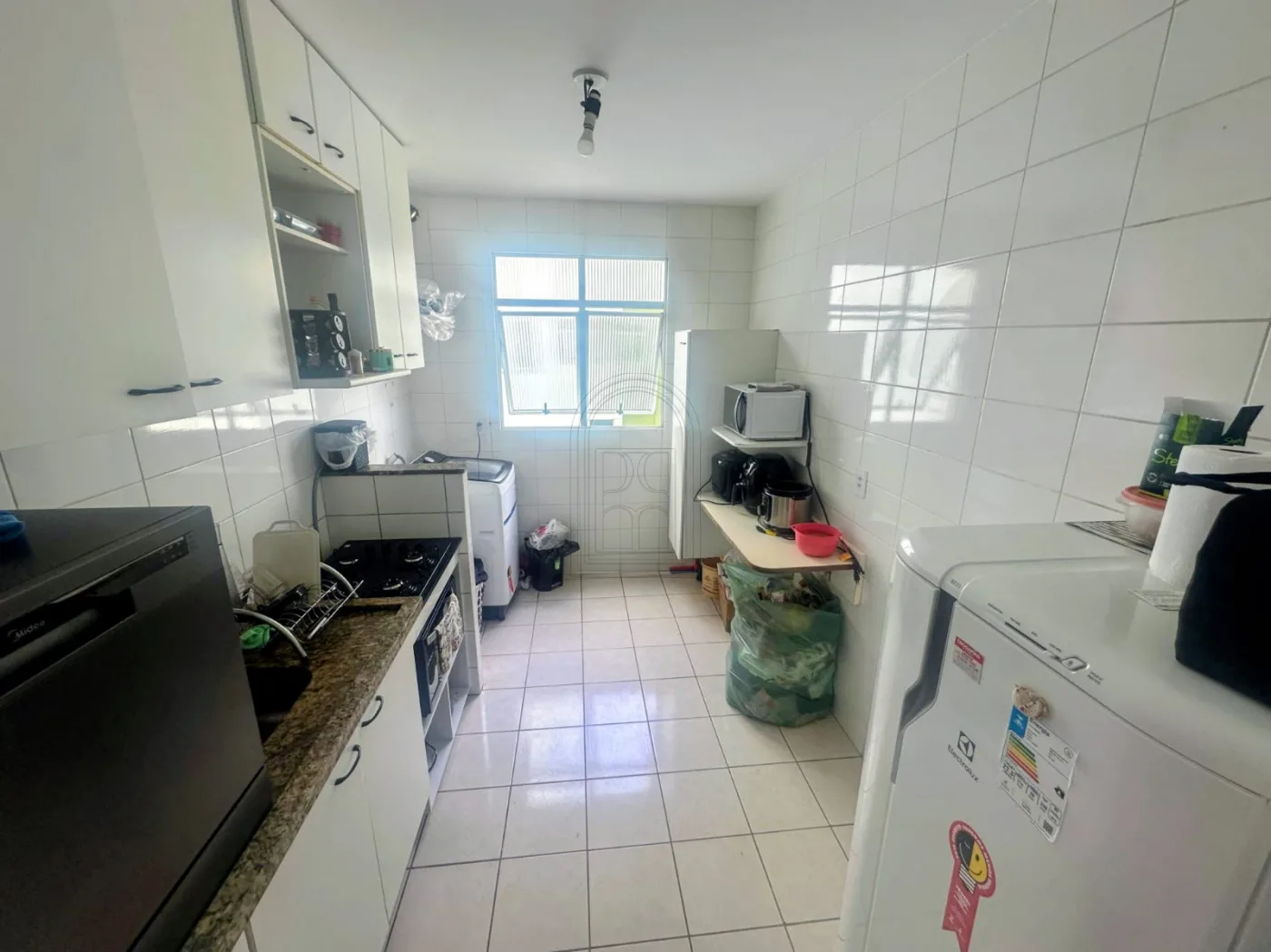 Comprar Apartamento / Padr&atilde;o em Londrina R$ 320.000,00 - Foto 5
