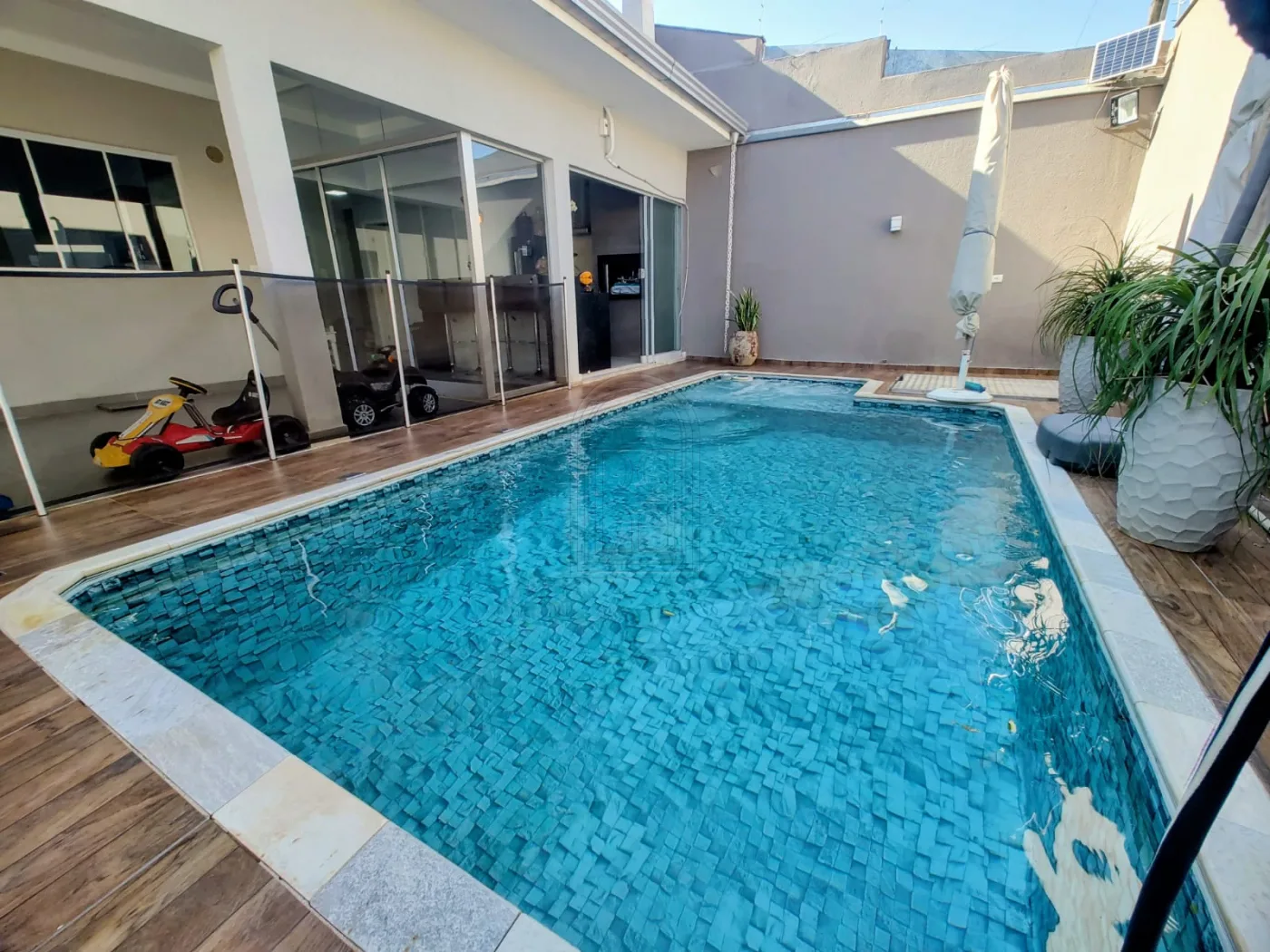 Comprar Casa / Sobrado em Londrina R$ 1.400.000,00 - Foto 15