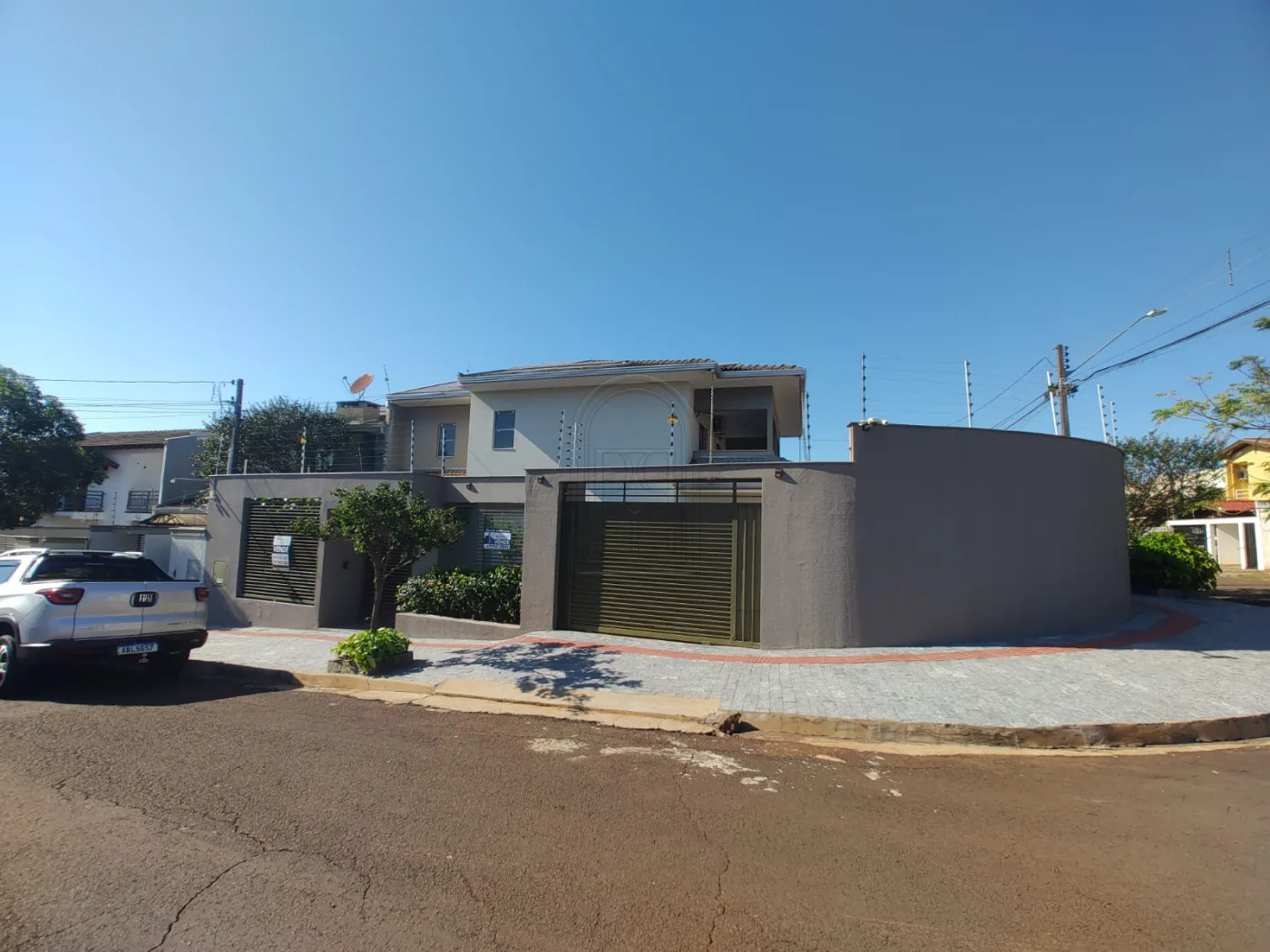 Comprar Casa / Sobrado em Londrina R$ 1.400.000,00 - Foto 1