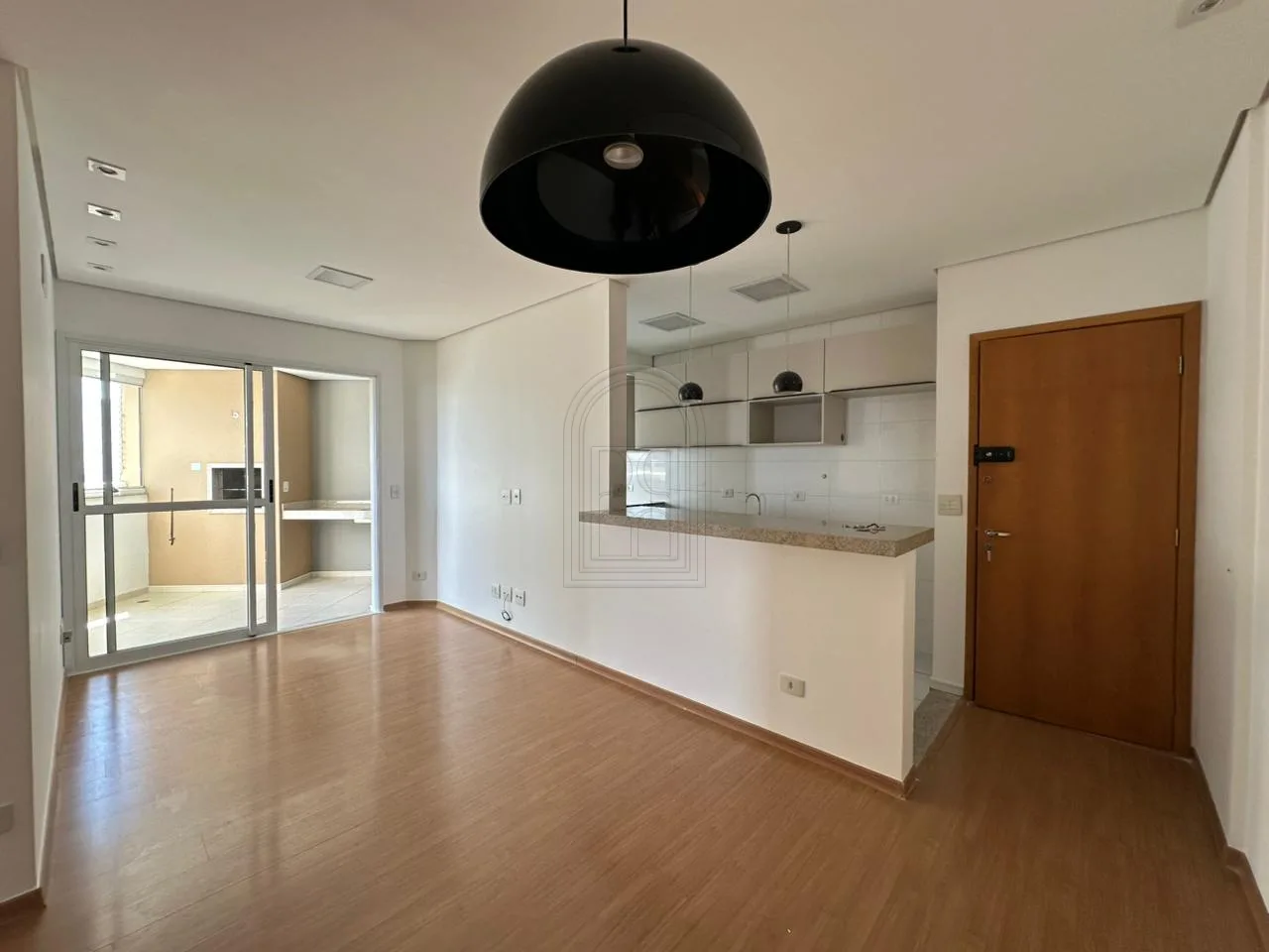 Comprar Apartamento / Padr&atilde;o em Londrina R$ 730.000,00 - Foto 2