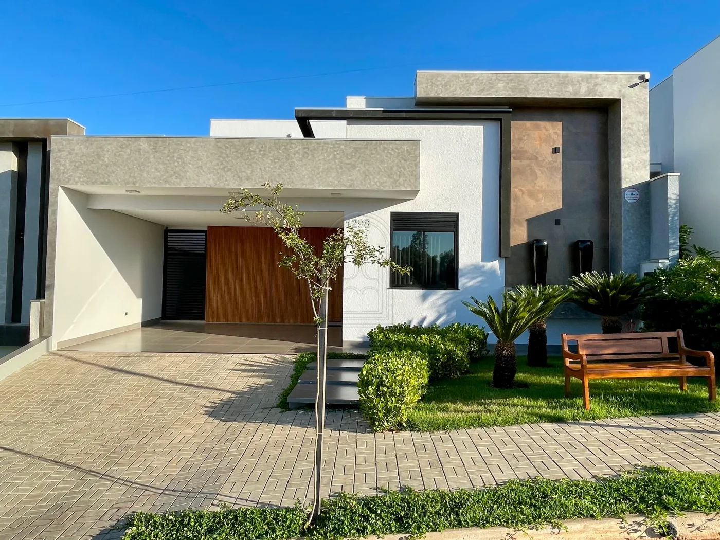 Comprar Casa / Condom&iacute;nio em Umuarama R$ 1.400.000,00 - Foto 1