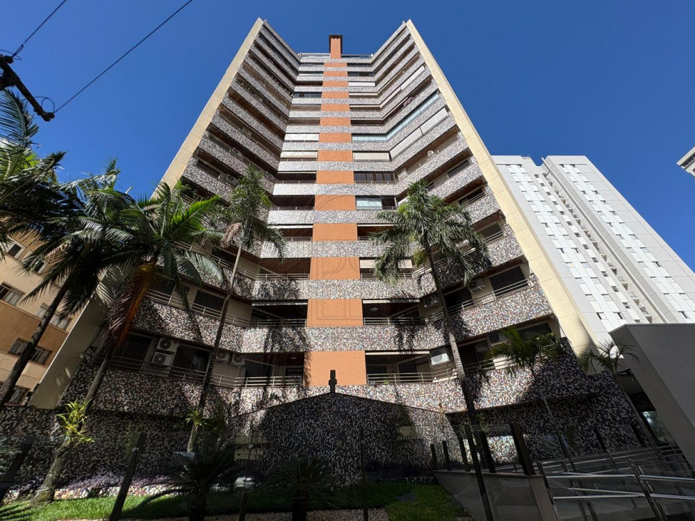 Comprar Apartamento / Padr&atilde;o em Londrina R$ 890.000,00 - Foto 31