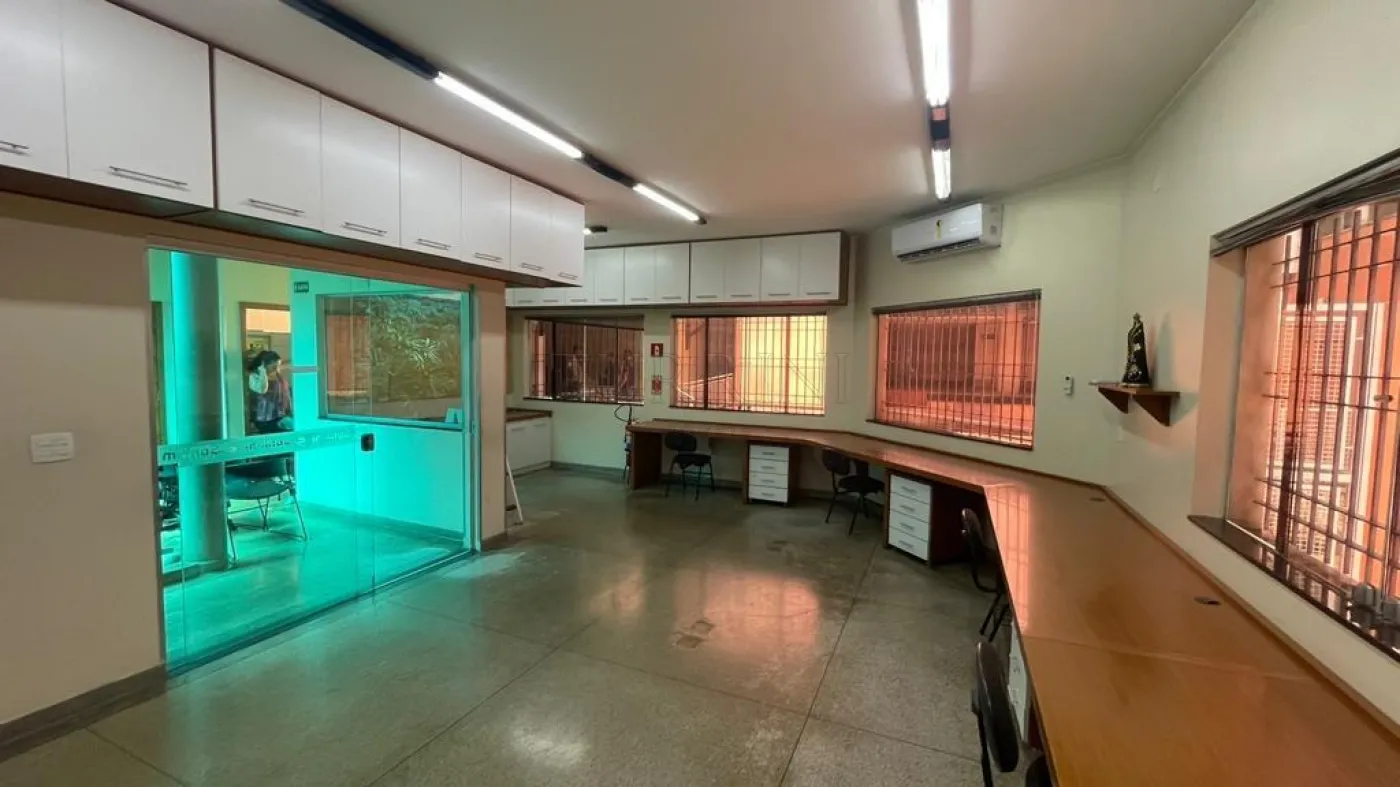 Alugar Comercial / Ponto Comercial em Bauru R$ 22.000,00 - Foto 23