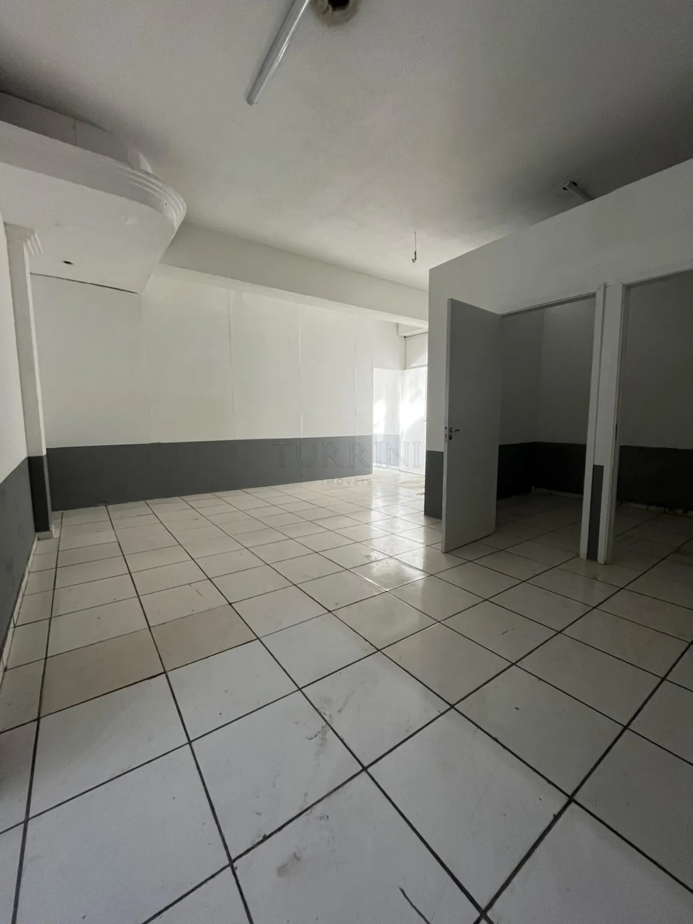 Alugar Comercial / Sal&atilde;o em Bauru R$ 15.000,00 - Foto 10