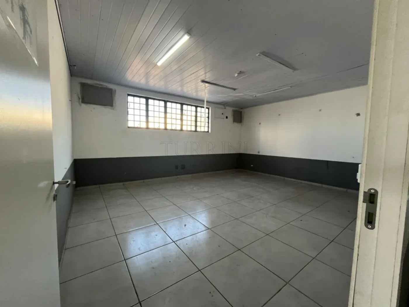 Alugar Comercial / Sal&atilde;o em Bauru R$ 15.000,00 - Foto 26