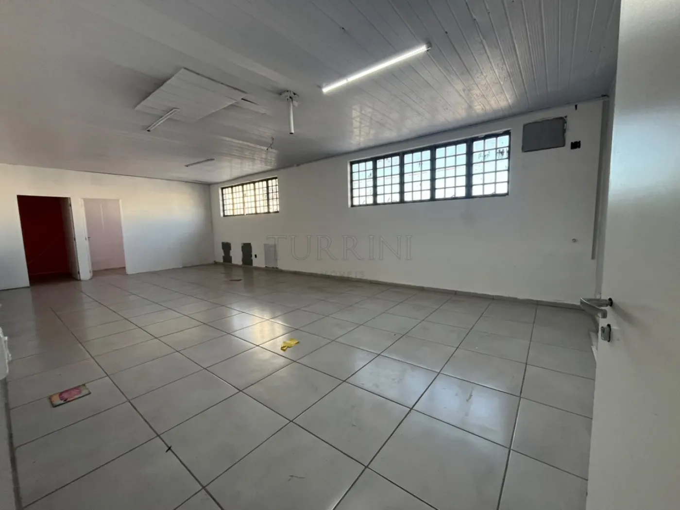 Alugar Comercial / Sal&atilde;o em Bauru R$ 15.000,00 - Foto 1