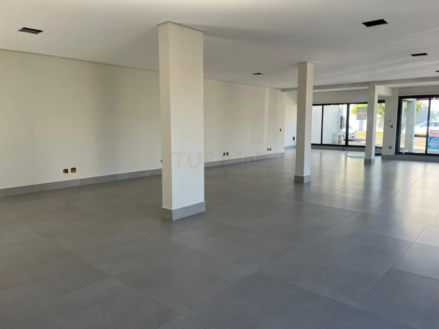Alugar Comercial / Sal&atilde;o em Bauru R$ 10.000,00 - Foto 7