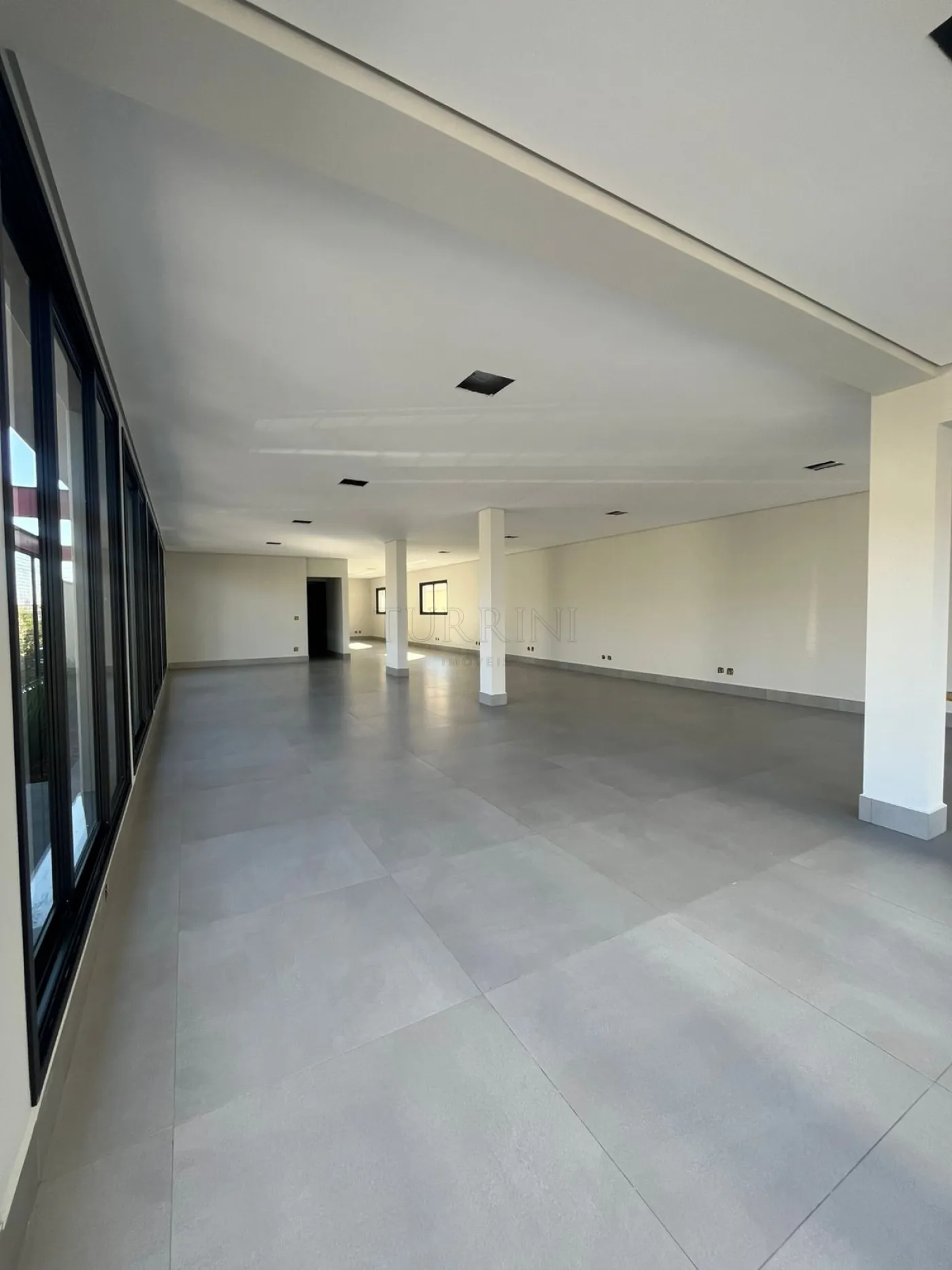 Alugar Comercial / Sal&atilde;o em Bauru R$ 10.000,00 - Foto 16