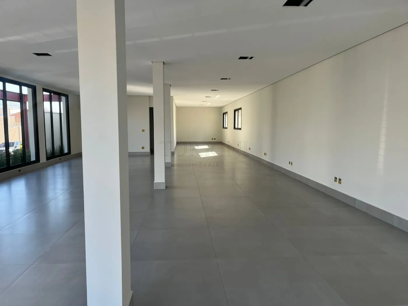 Alugar Comercial / Sal&atilde;o em Bauru R$ 10.000,00 - Foto 18
