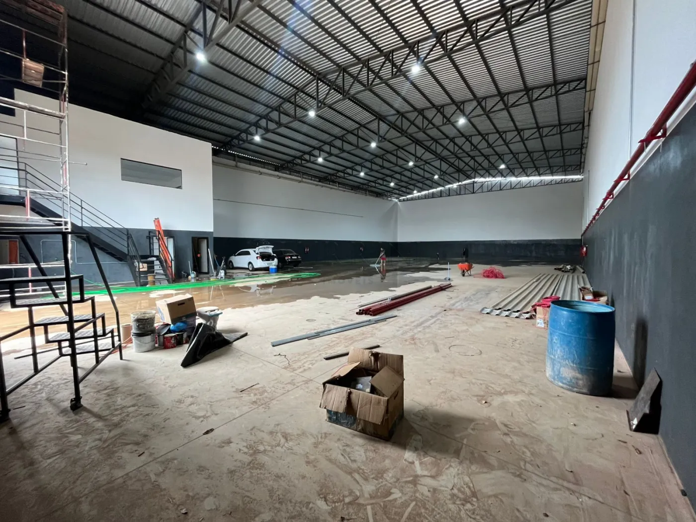 Alugar Comercial / Galp&atilde;o em Bauru R$ 25.000,00 - Foto 6