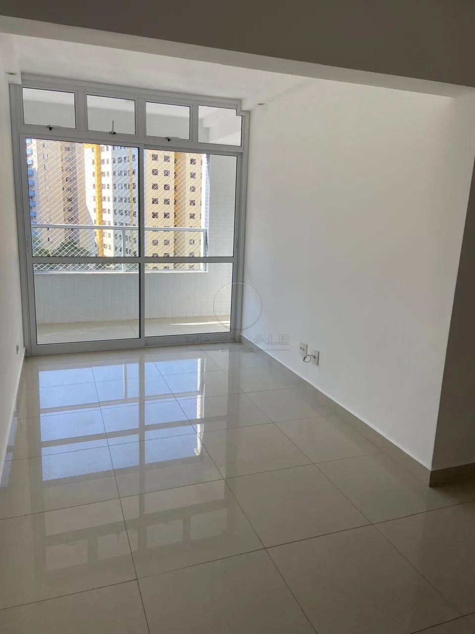 Alugar Apartamento / Padr&atilde;o em S&atilde;o Jos&eacute; dos Campos R$ 5.000,00 - Foto 1