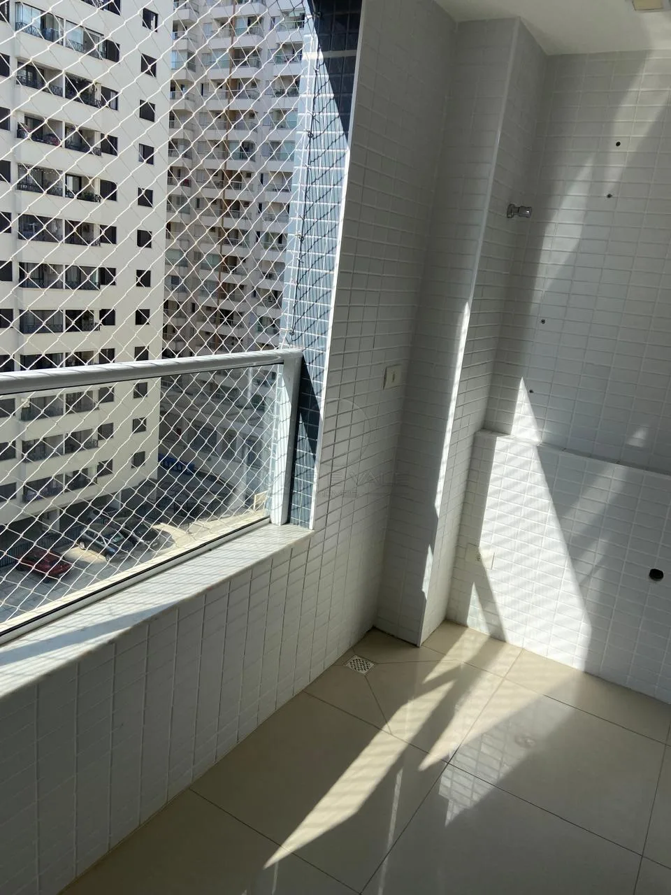 Alugar Apartamento / Padr&atilde;o em S&atilde;o Jos&eacute; dos Campos R$ 5.000,00 - Foto 3