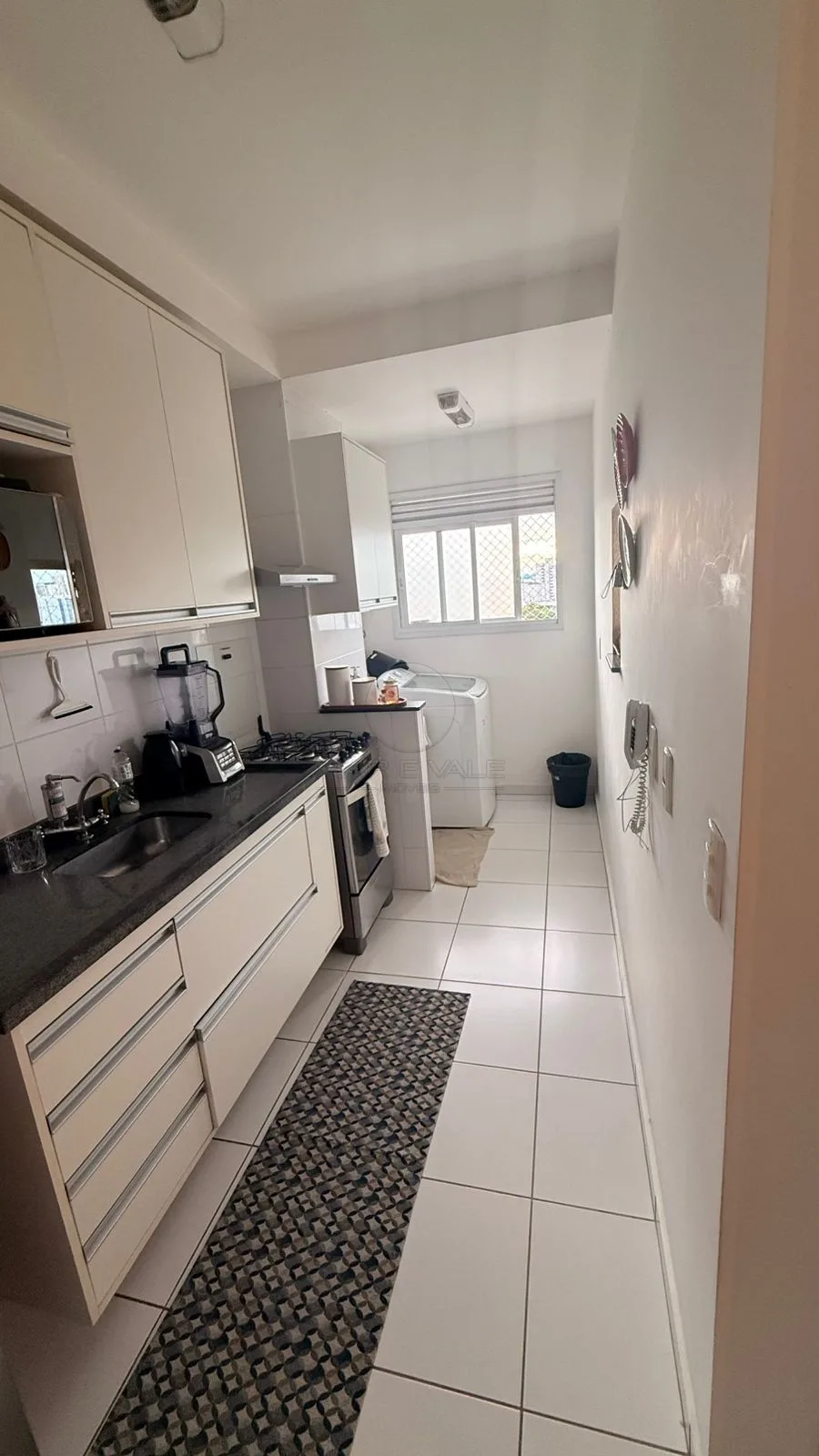 Alugar Apartamento / Padr&atilde;o em S&atilde;o Jos&eacute; dos Campos R$ 3.000,00 - Foto 4
