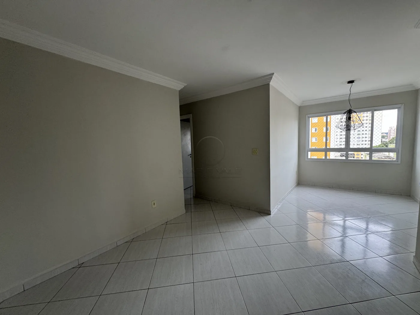 Alugar Apartamento / Padr&atilde;o em S&atilde;o Jos&eacute; dos Campos R$ 3.890,00 - Foto 2