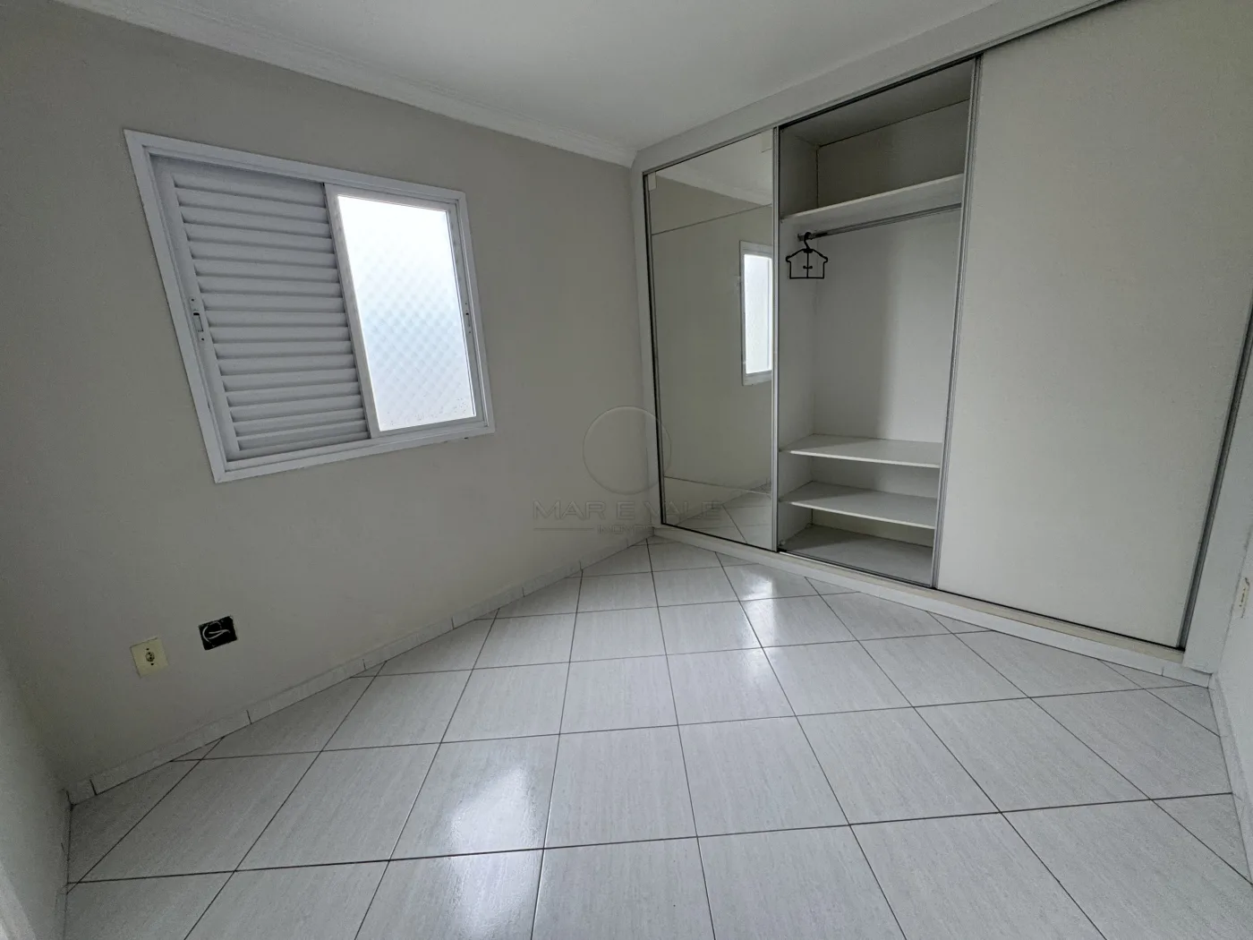 Alugar Apartamento / Padr&atilde;o em S&atilde;o Jos&eacute; dos Campos R$ 3.890,00 - Foto 9