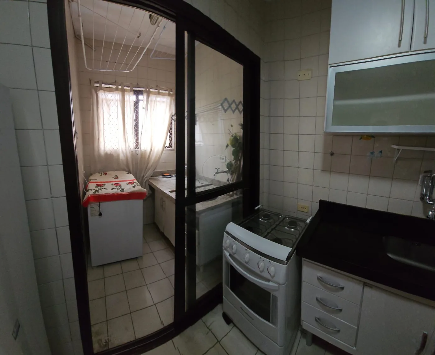 Alugar Apartamento / Padr&atilde;o em S&atilde;o Jos&eacute; dos Campos R$ 2.800,00 - Foto 6
