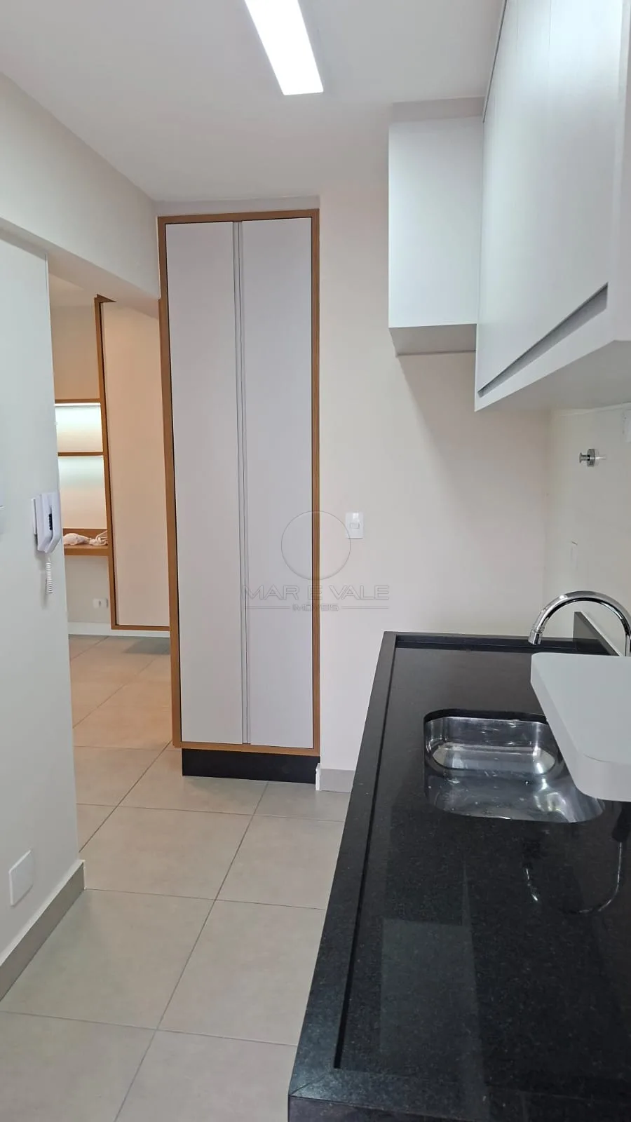Alugar Apartamento / Padr&atilde;o em S&atilde;o Jos&eacute; dos Campos R$ 4.000,00 - Foto 10