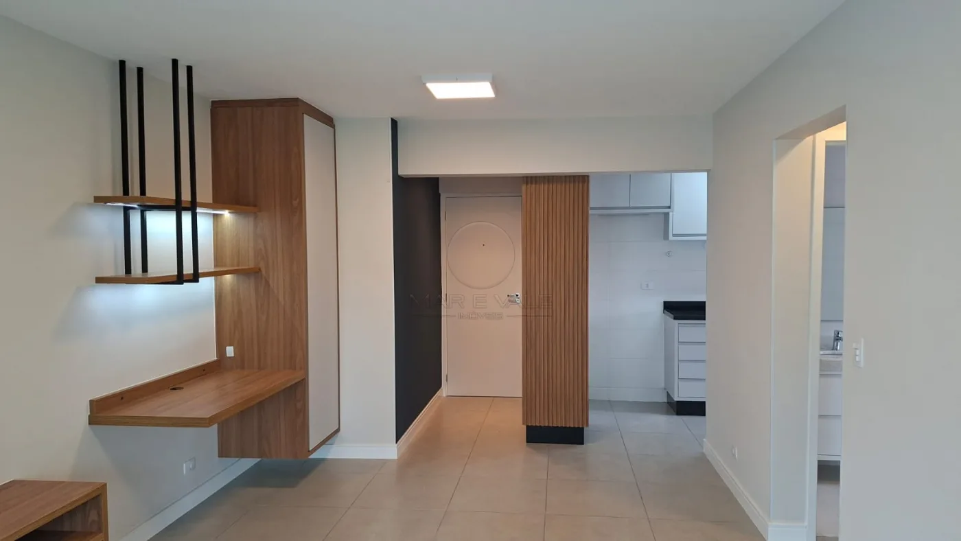 Alugar Apartamento / Padr&atilde;o em S&atilde;o Jos&eacute; dos Campos R$ 4.000,00 - Foto 4