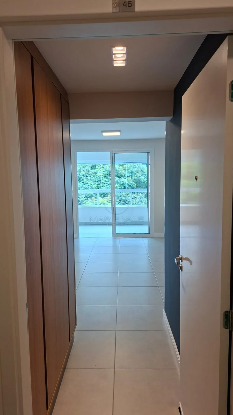 Alugar Apartamento / Padr&atilde;o em S&atilde;o Jos&eacute; dos Campos R$ 4.000,00 - Foto 2