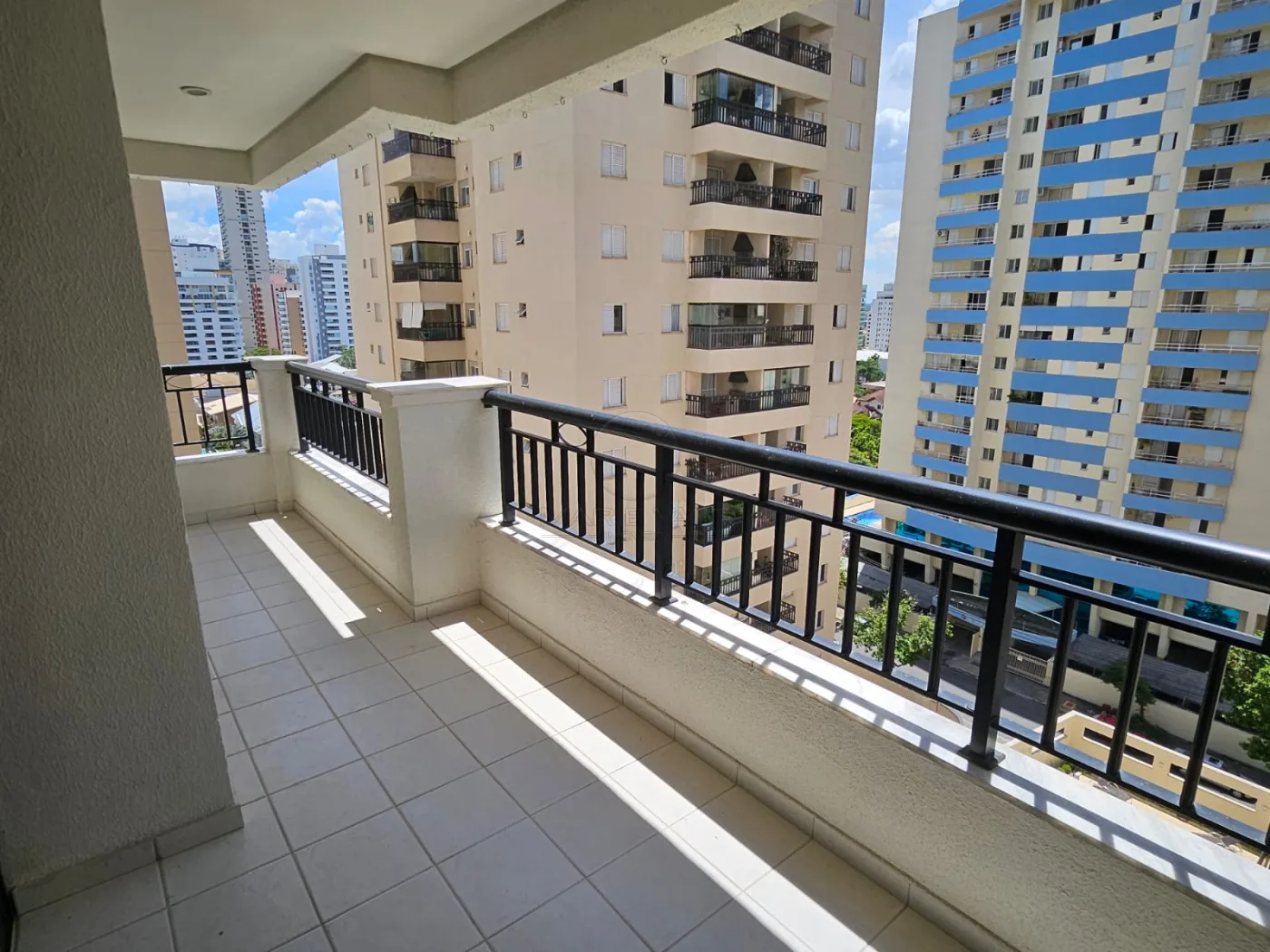 Comprar Apartamento / Padr&atilde;o em S&atilde;o Jos&eacute; dos Campos R$ 1.100.000,00 - Foto 14