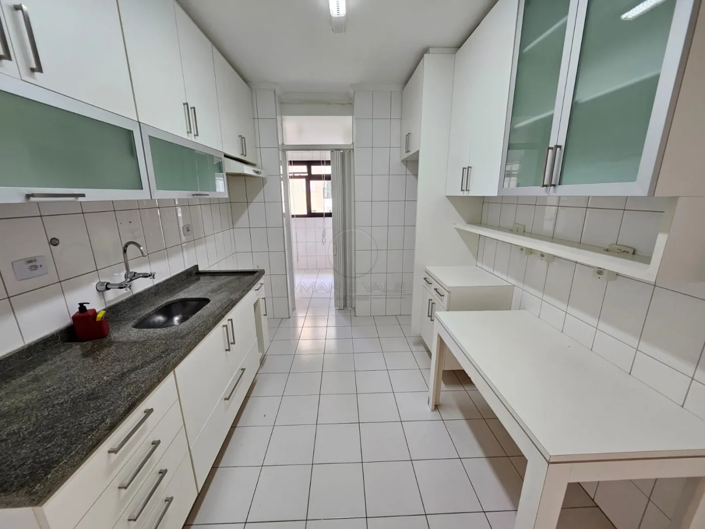 Comprar Apartamento / Padr&atilde;o em S&atilde;o Jos&eacute; dos Campos R$ 1.100.000,00 - Foto 4
